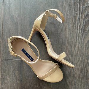 The NUNAKEDSTRAIGHT Adobe Patent Leather 5.5 MEDIUM